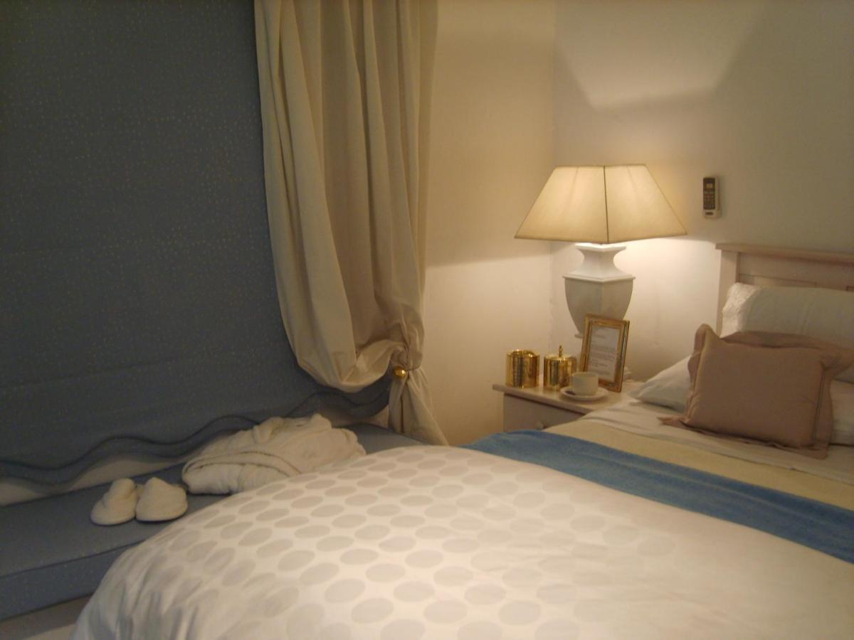 Amethyst Suites Springs  Esterno foto